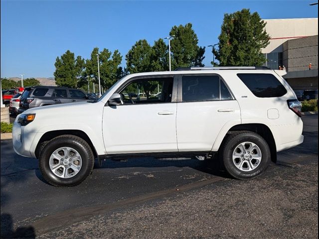 2022 Toyota 4Runner SR5