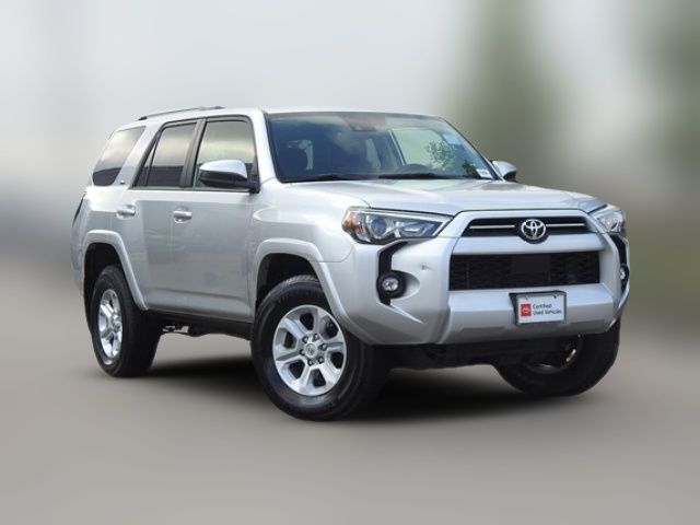 2022 Toyota 4Runner SR5