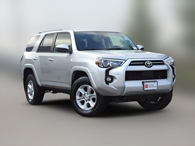 2022 Toyota 4Runner SR5