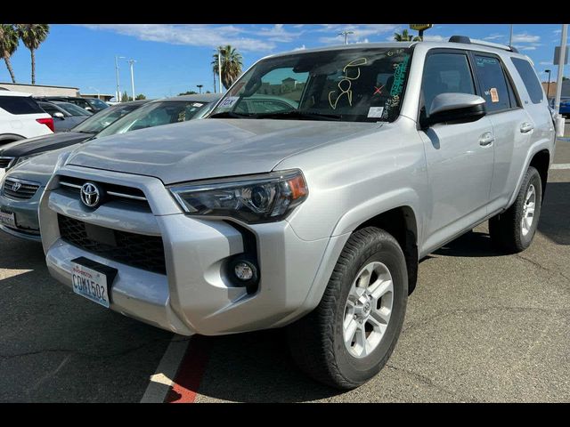 2022 Toyota 4Runner SR5