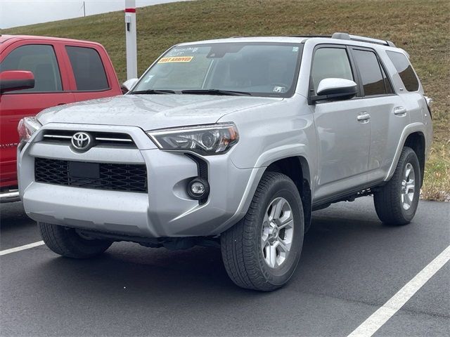 2022 Toyota 4Runner SR5