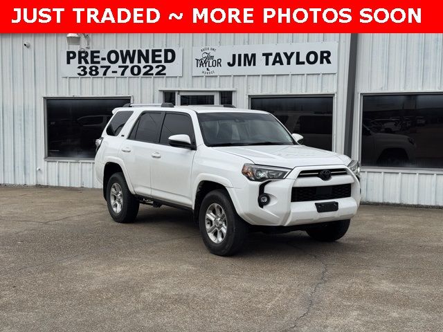 2022 Toyota 4Runner SR5