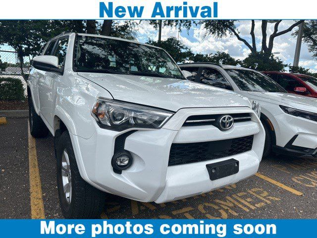 2022 Toyota 4Runner SR5