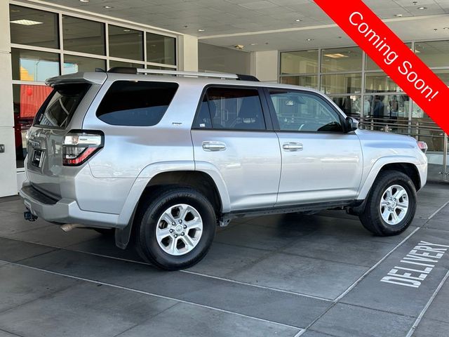 2022 Toyota 4Runner SR5