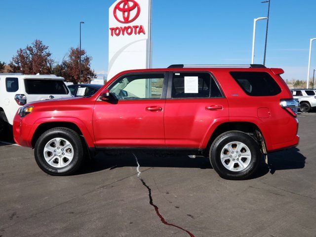 2022 Toyota 4Runner SR5