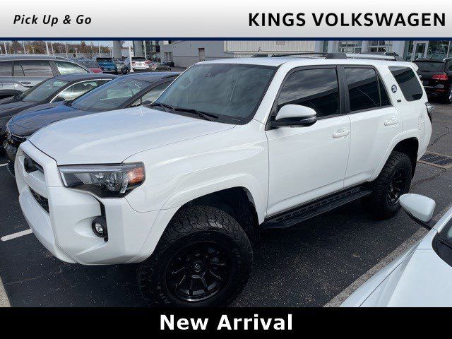 2022 Toyota 4Runner SR5 Premium