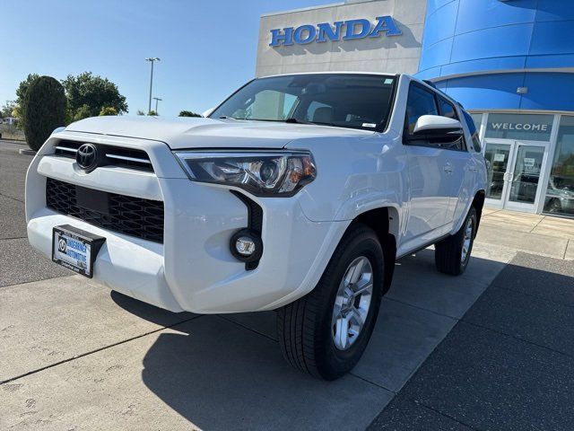 2022 Toyota 4Runner SR5 Premium