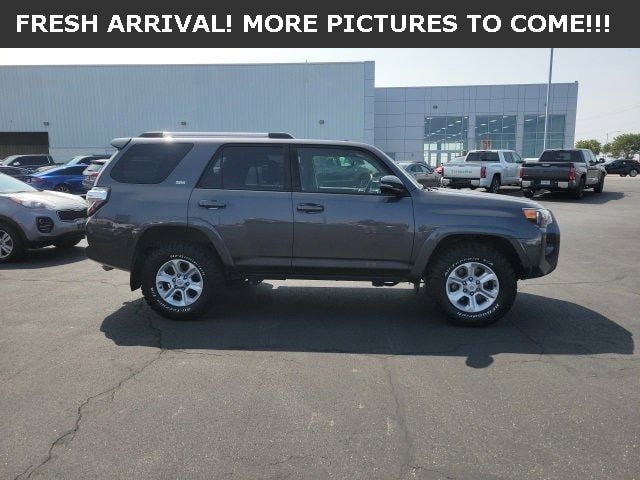 2022 Toyota 4Runner SR5 Premium