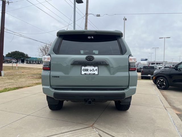 2022 Toyota 4Runner TRD Off Road