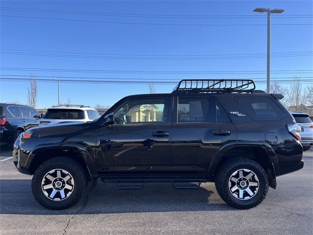 2022 Toyota 4Runner TRD Off Road