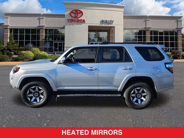 2022 Toyota 4Runner TRD Off Road