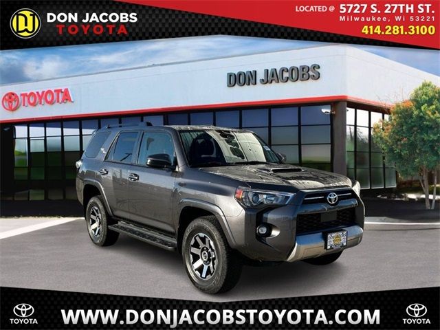 2022 Toyota 4Runner TRD Off Road