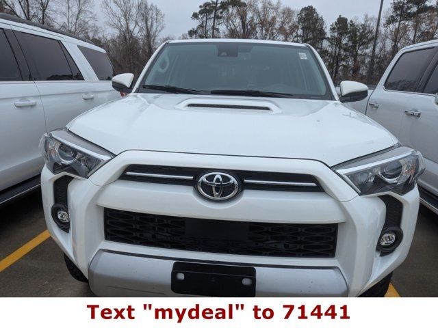 2022 Toyota 4Runner TRD Off Road