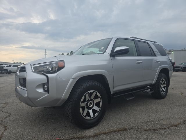 2022 Toyota 4Runner TRD Off Road