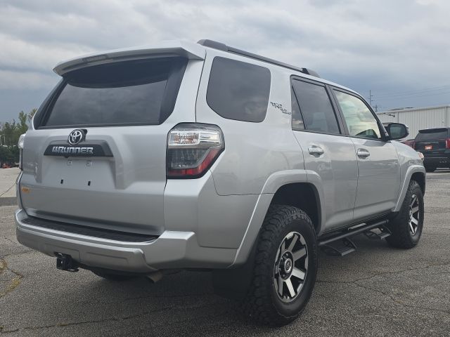 2022 Toyota 4Runner TRD Off Road