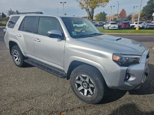 2022 Toyota 4Runner TRD Off Road