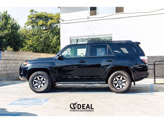 2022 Toyota 4Runner TRD Off Road