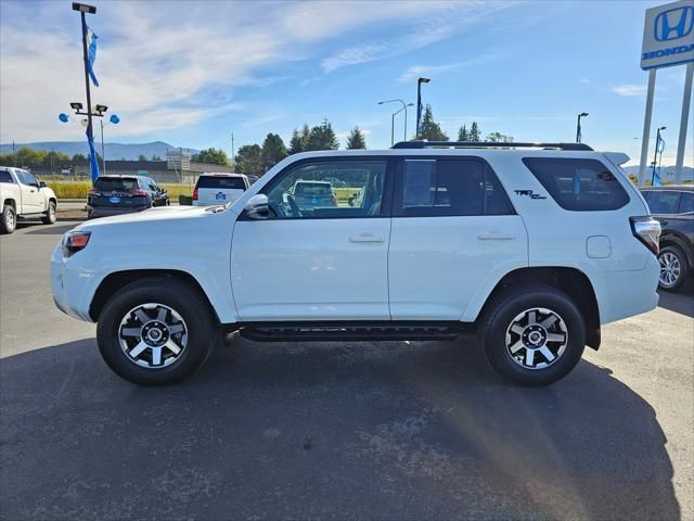 2022 Toyota 4Runner TRD Off Road Premium