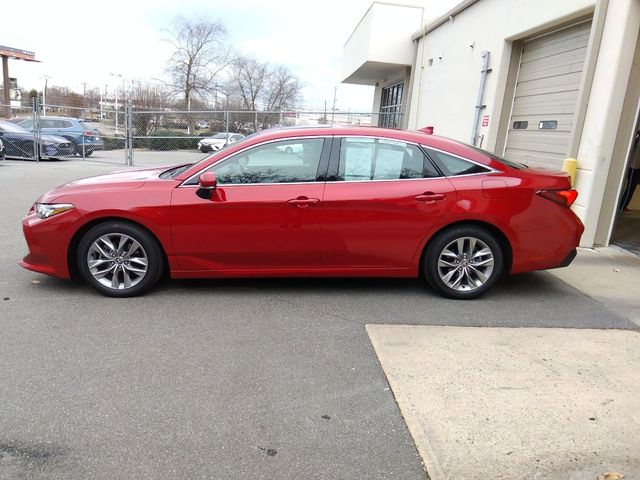 2022 Toyota Avalon XLE