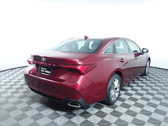 2022 Toyota Avalon XLE