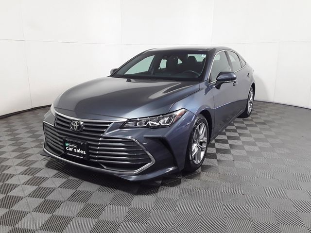 2022 Toyota Avalon XLE