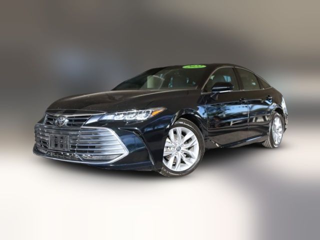 2022 Toyota Avalon XLE