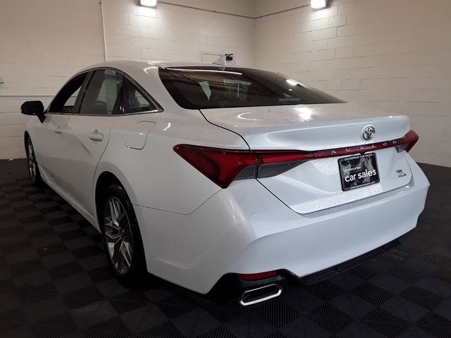 2022 Toyota Avalon XLE