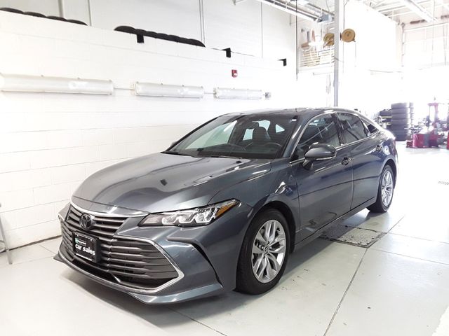 2022 Toyota Avalon XLE