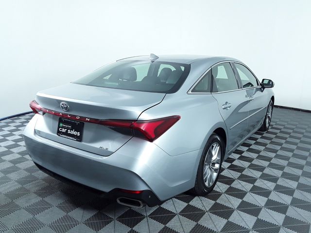 2022 Toyota Avalon XLE