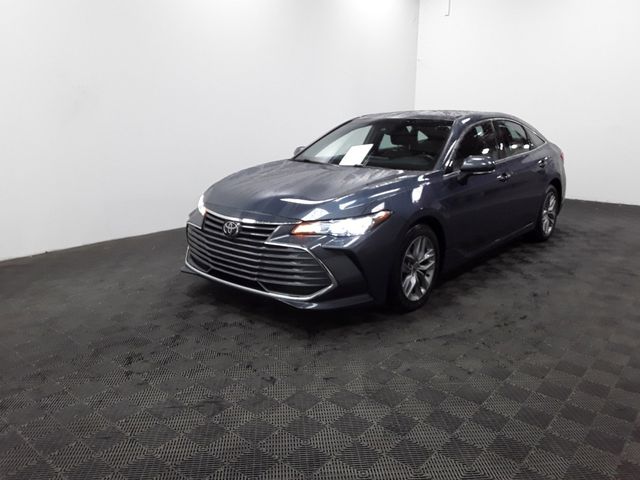 2022 Toyota Avalon XLE