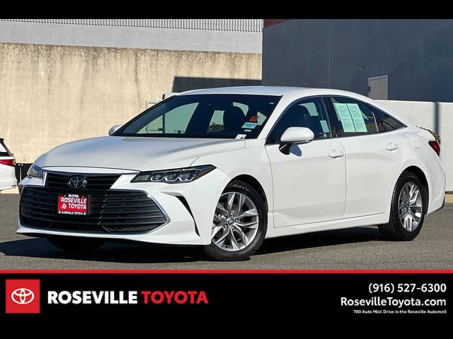 2022 Toyota Avalon XLE