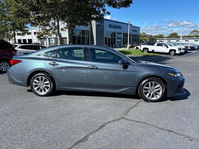 2022 Toyota Avalon XLE