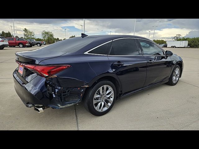 2022 Toyota Avalon XLE