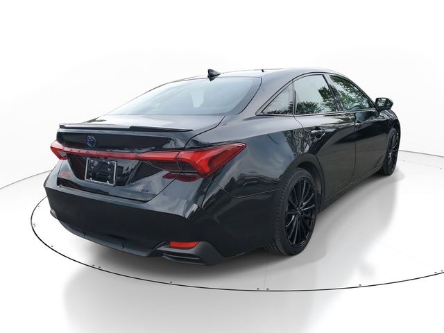 2022 Toyota Avalon Hybrid XSE Nightshade