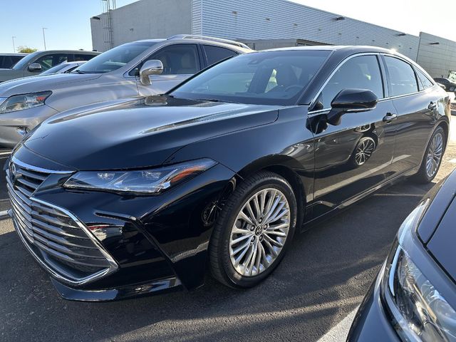 2022 Toyota Avalon Hybrid Limited