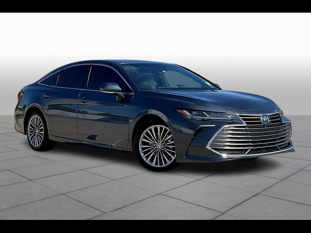 2022 Toyota Avalon Hybrid Limited