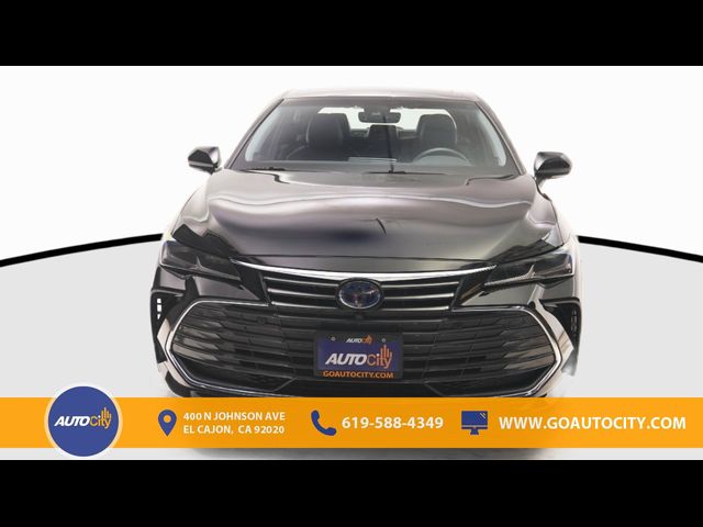 2022 Toyota Avalon Hybrid Limited