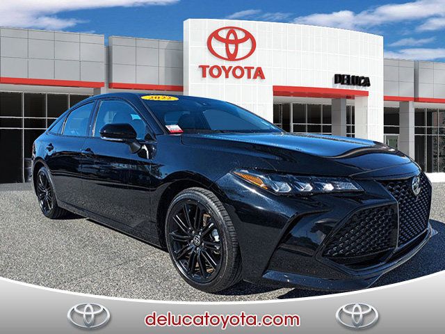 2022 Toyota Avalon Hybrid XSE Nightshade