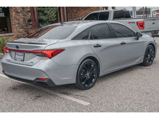 2022 Toyota Avalon Hybrid XSE Nightshade