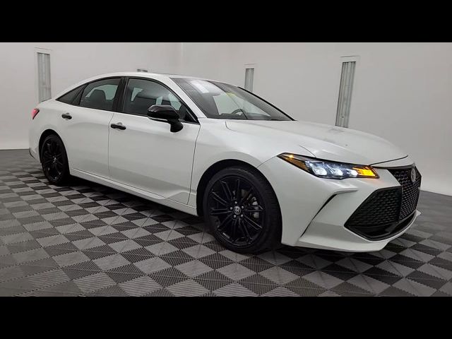 2022 Toyota Avalon Hybrid XSE Nightshade