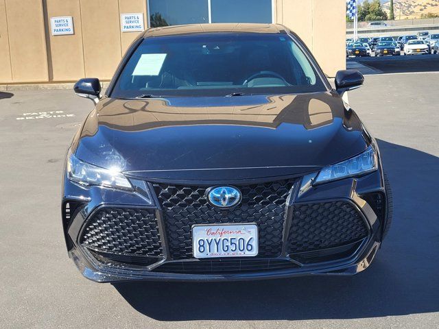 2022 Toyota Avalon Hybrid XSE Nightshade