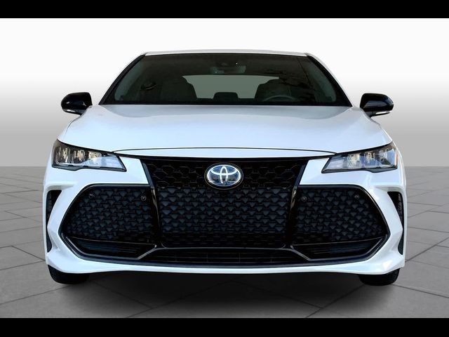 2022 Toyota Avalon Hybrid XSE Nightshade