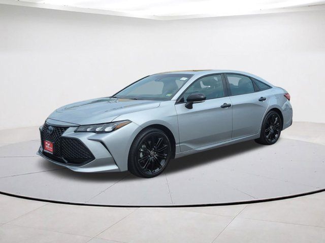 2022 Toyota Avalon Hybrid XSE Nightshade