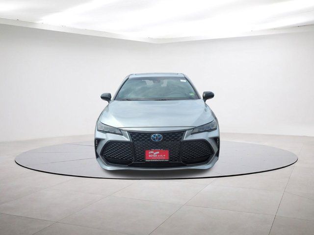 2022 Toyota Avalon Hybrid XSE Nightshade