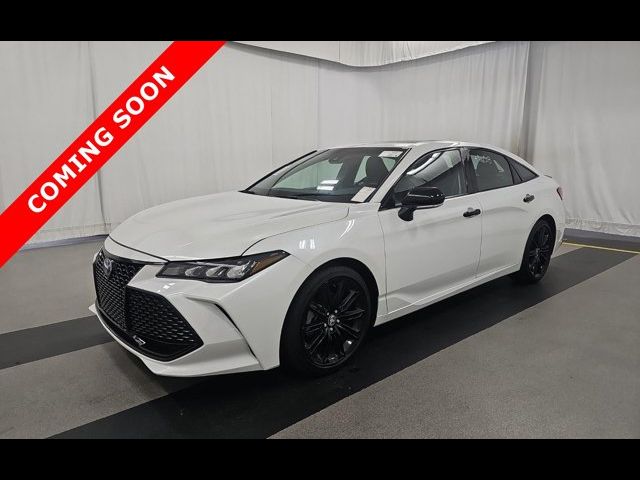 2022 Toyota Avalon Hybrid XSE Nightshade