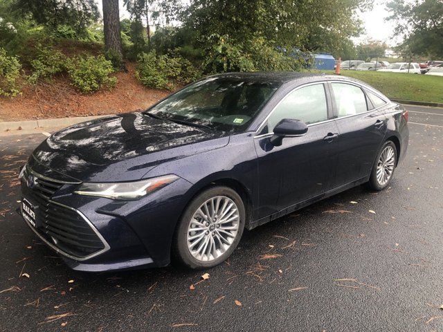 2022 Toyota Avalon Hybrid Limited