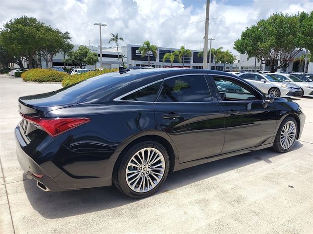 2022 Toyota Avalon Limited