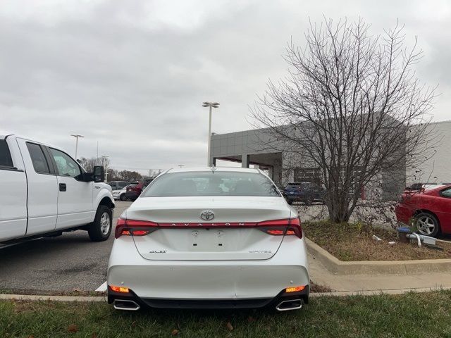 2022 Toyota Avalon Limited