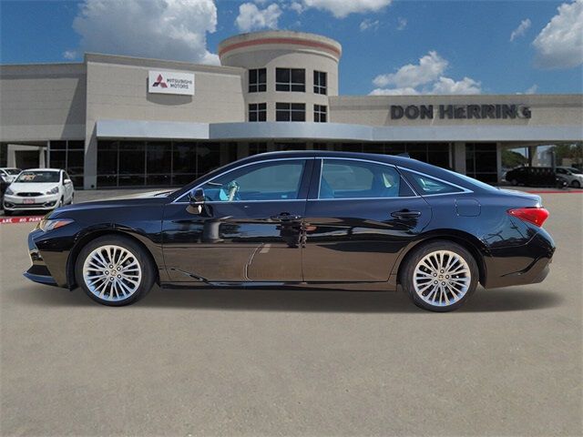 2022 Toyota Avalon Limited