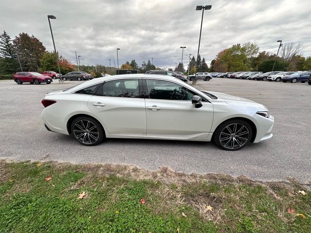 2022 Toyota Avalon Touring